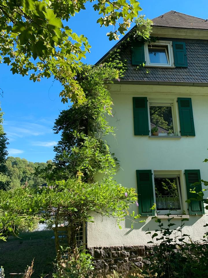 Thumbnail-Gemütliche 3 Zimmer Dachgeschoss Wohnung Dillenburg