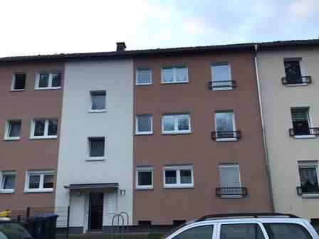 Thumbnail-Wohn(t)raum: günstig geschnittene 3,5-Zimmer-Wohnung mit Balkon