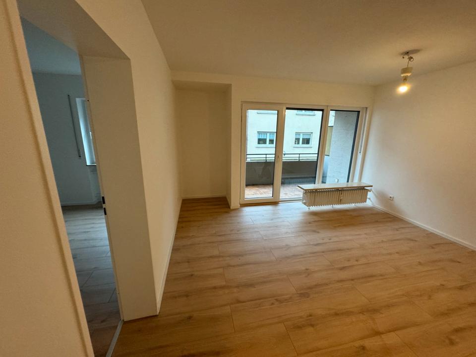 Thumbnail-Hübsche 2 ZKB mit Balkon in MA-Feudenheim – teilrenoviert