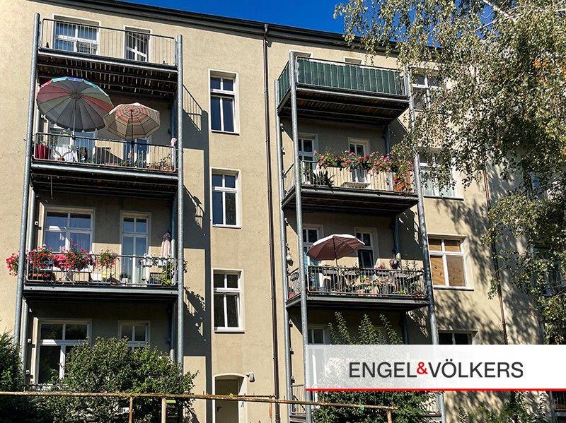Thumbnail-Altbau-Charme in Magdeburg-Stadtfeld Ost: Stilvolle 3-Zimmer-Wohnung mit Balkon