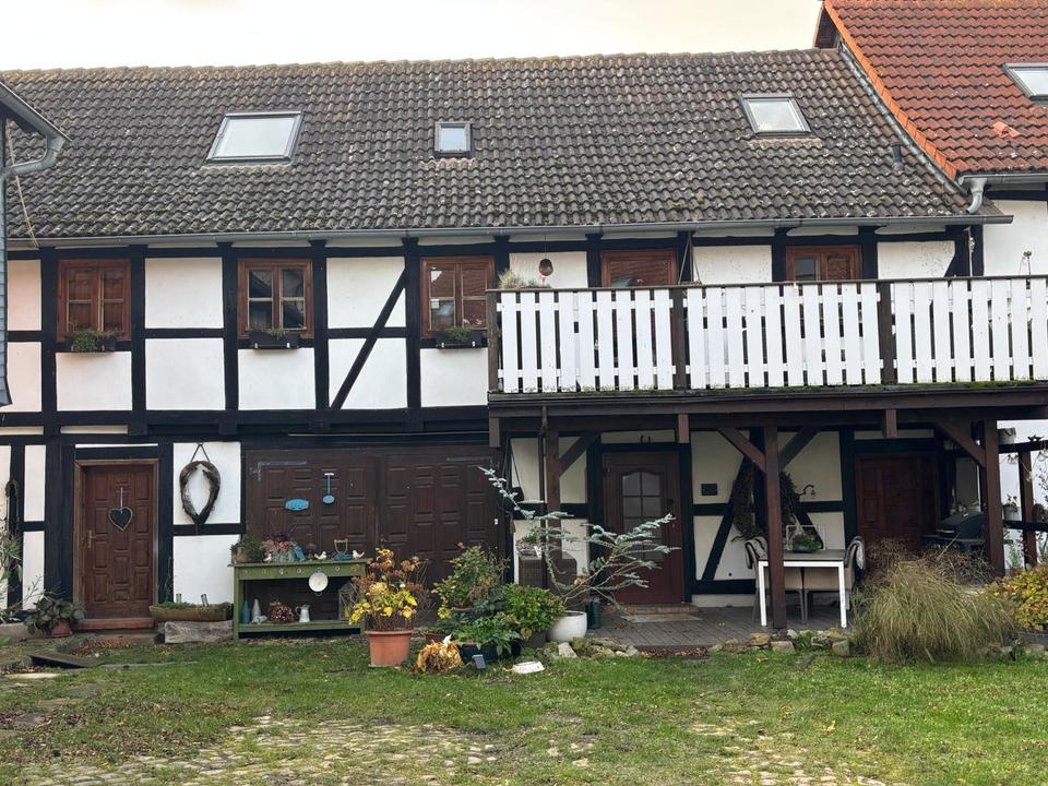 Thumbnail-Renovierte 4-Zi-Whg. mit Balkon, Terrasse und Einbauküche