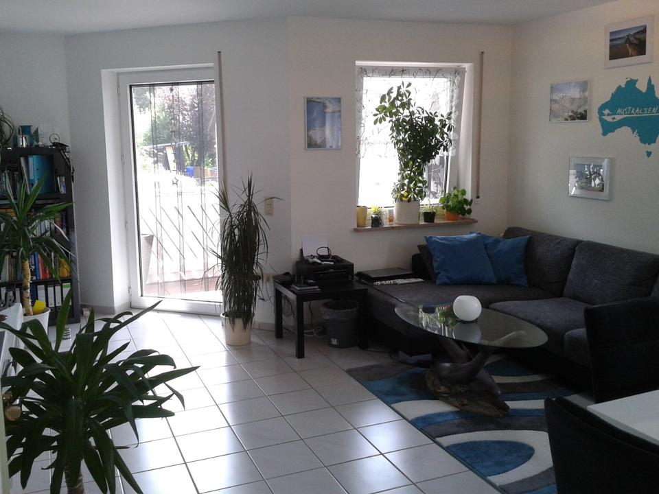 Thumbnail-Helle 2-Zimmer-Eigentumswohnung mit Balkon & Stellplatz–gepflegt