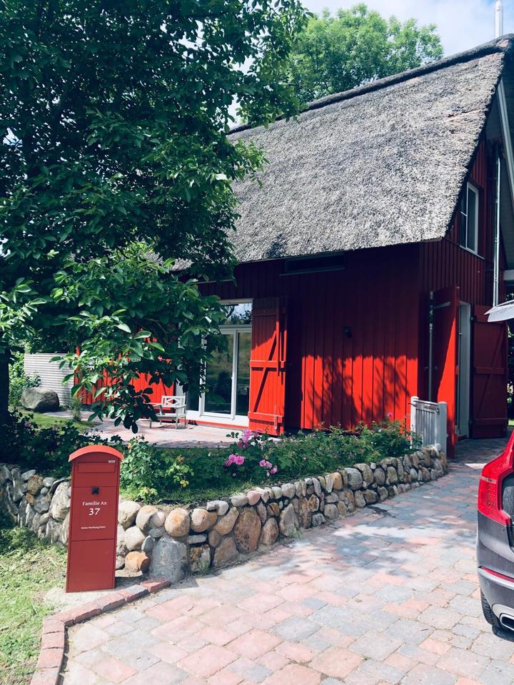 Thumbnail-Charmantes Ferienhaus mit Reetdach in Dithmarschen