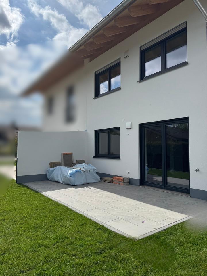 Thumbnail-Moderner Neubau, DHH mit hochwertiger EBK, Keller, Carport