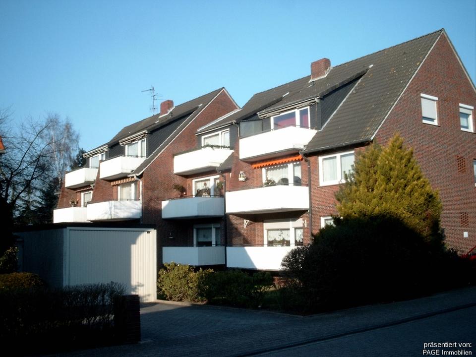 Thumbnail-Willkommen in Ihrem neuen Zuhause! Diese gemütliche 2-Zimmer-Dachgeschosswohnung liegt in einem soliden Mehrfamilienhaus aus dem Jahr 1977 und bietet mit ca. 52,54 m² Wohnfläche genau den...