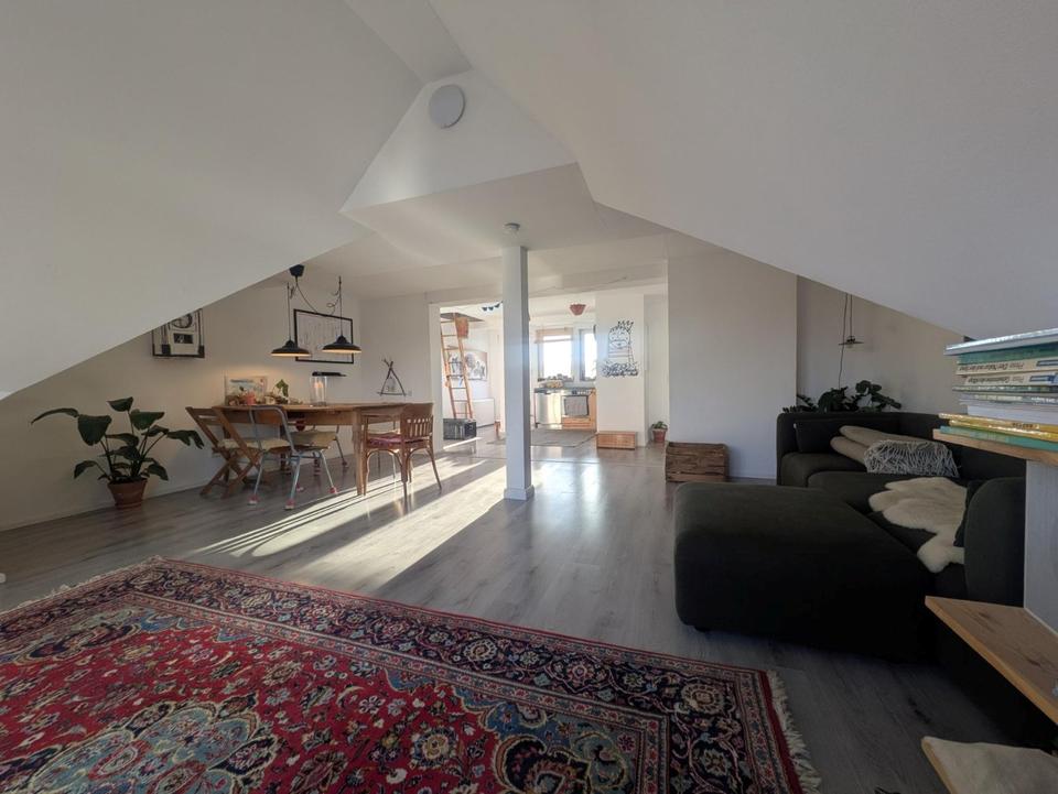 Thumbnail-Lichtdurchflutete Dachgeschoss-Maisonettewohnung mit besonderem Wohncharakter in Bochum