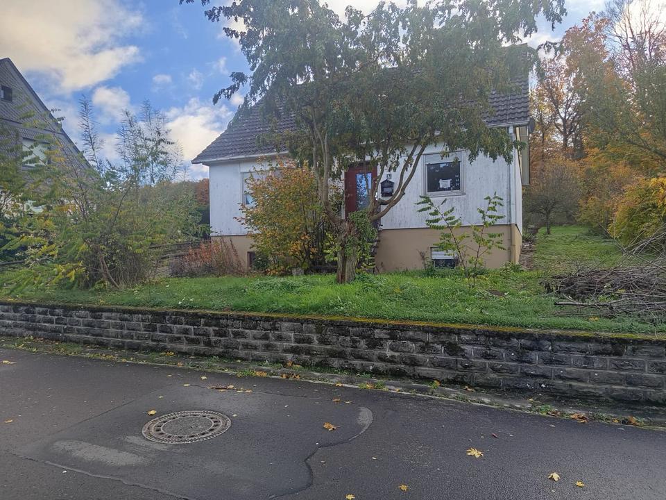 Thumbnail-Immobilie in 55606 Bruschied - Ahornweg 8, zu verkaufen