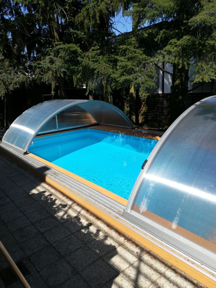 Thumbnail-Freistehendes Einfamilienhaus mit Pool, Garten & Garage in Karben