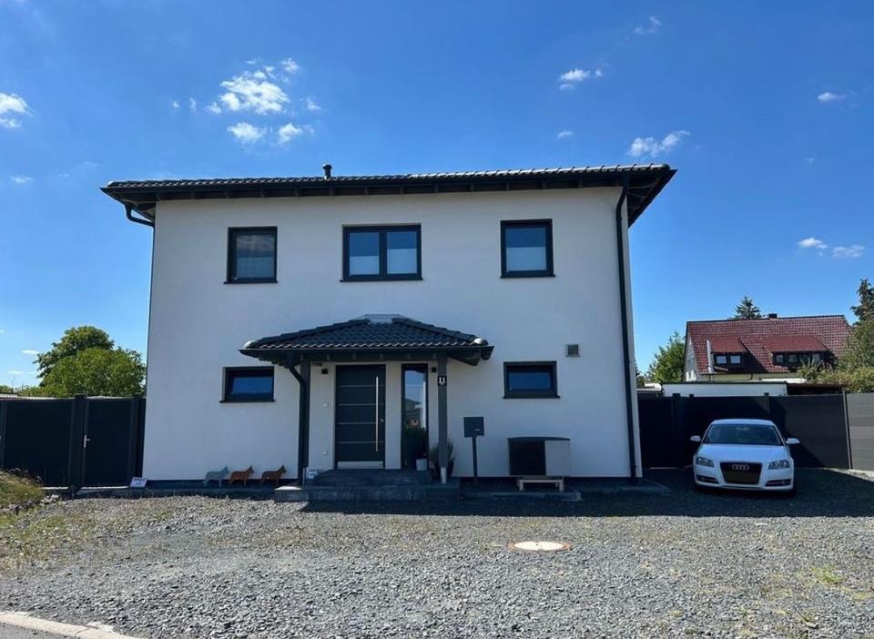 Thumbnail-Traumhaus mit großem Garten zu verkaufen