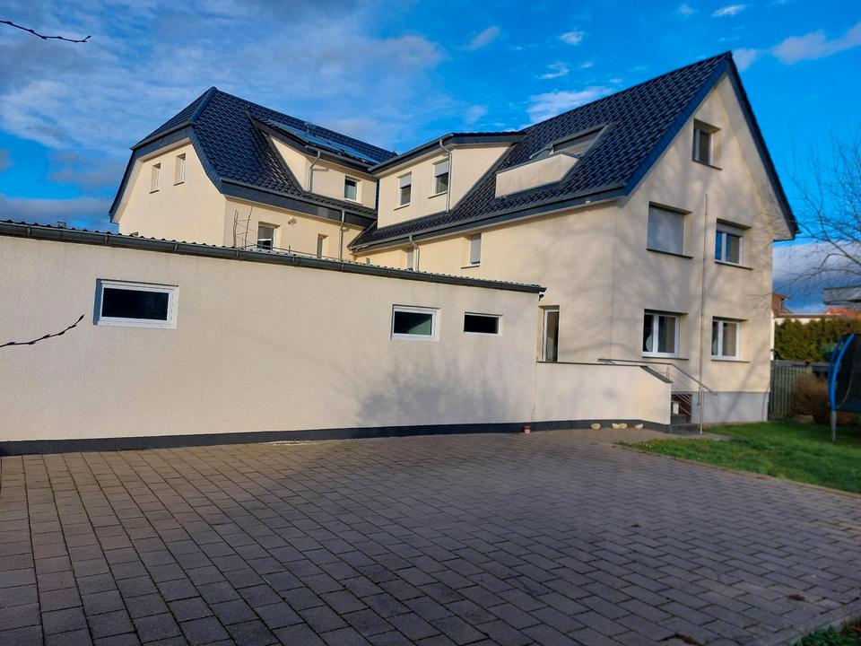 Thumbnail-Moderne 5 Zimmer Wohnung über 2 Etagen