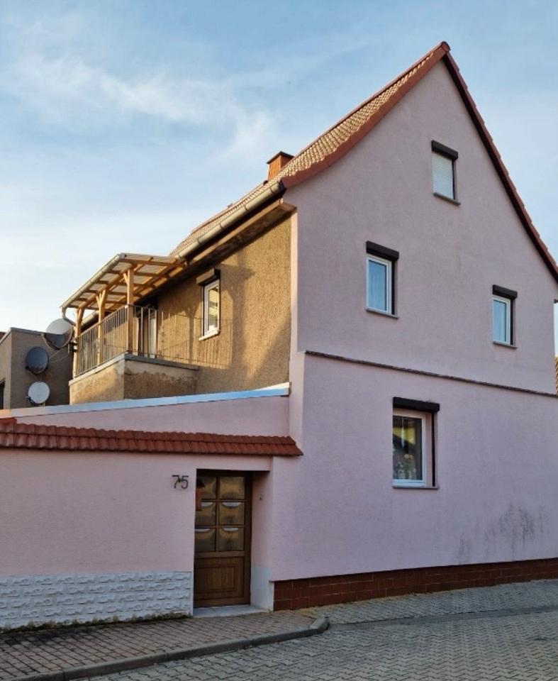 Thumbnail-Einfamilienhaus mit großem Nebengebäude & Scheune in Olbersleben