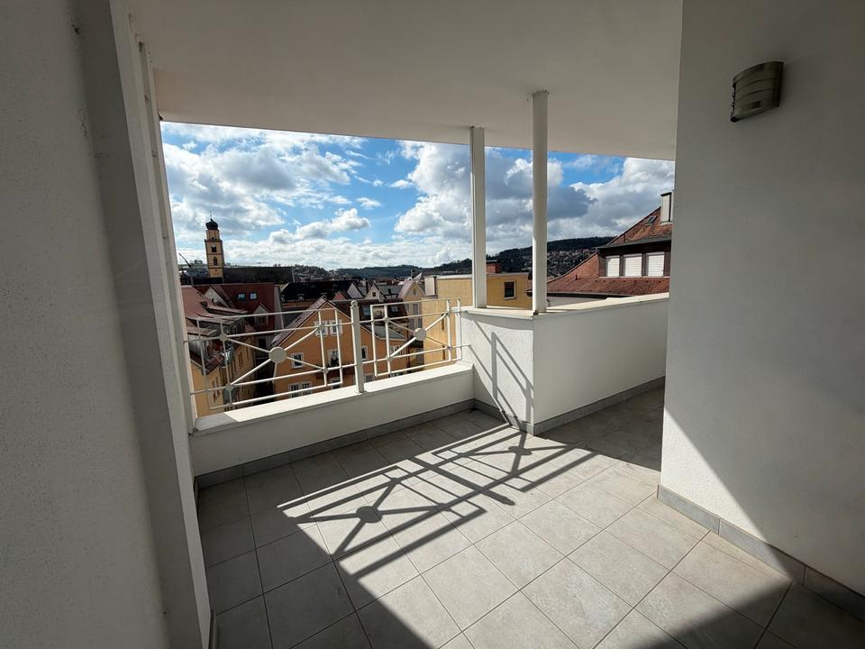 Thumbnail-Gemütliche 3-Zimmer Wohnung in zentraler Lage großer Balkon