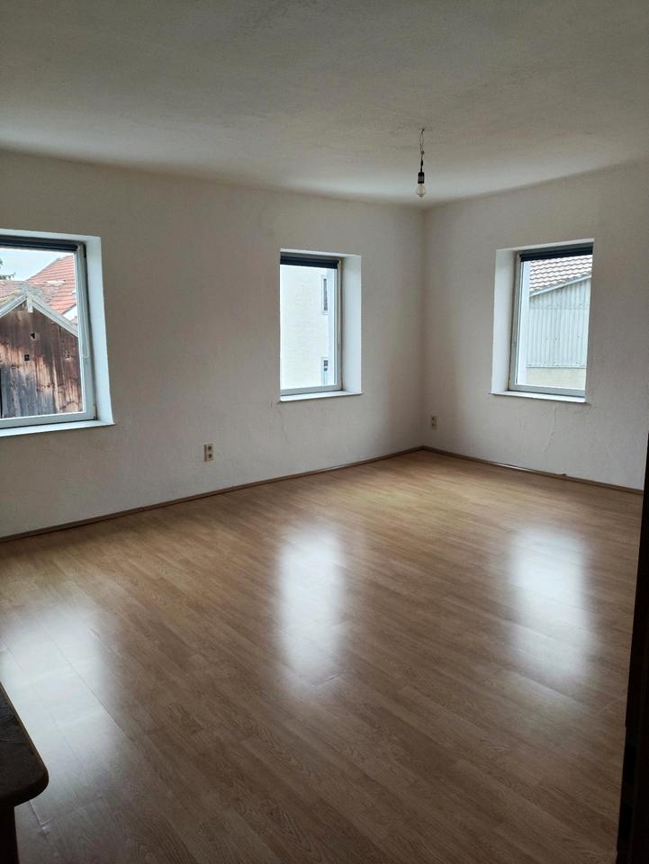 Thumbnail-5 Zi. Wohnung in Schwanenkirchen zu vermieten