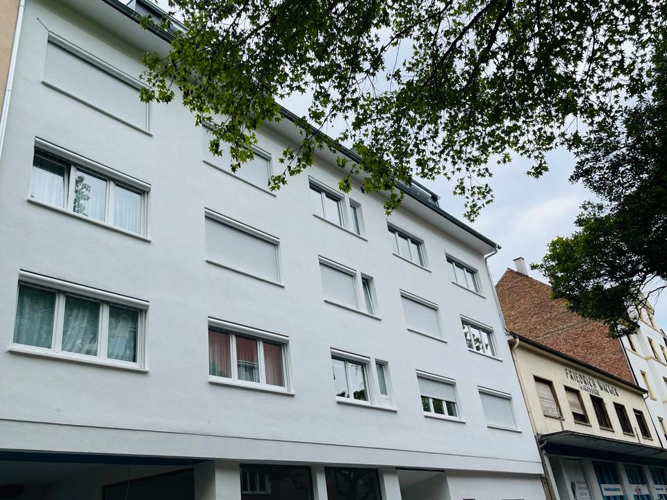 Thumbnail-Attraktive 2 Zimmer Wohnung mit Balkon und Einbauküche