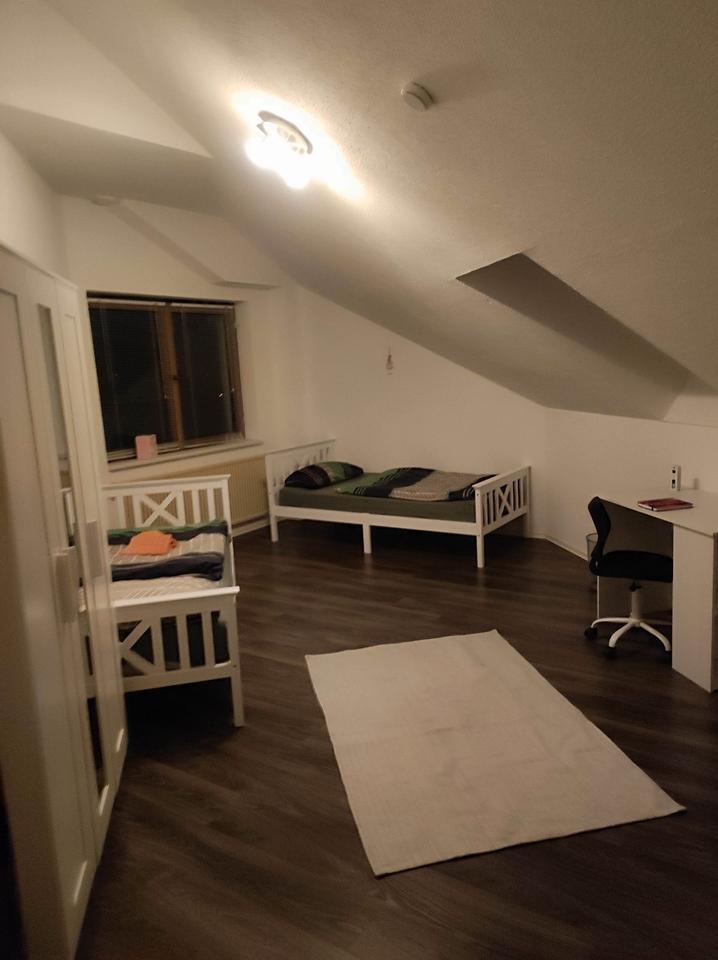 Thumbnail-WG-Zimmer für ukrainische Flüchtlinge Mutter mit Kind