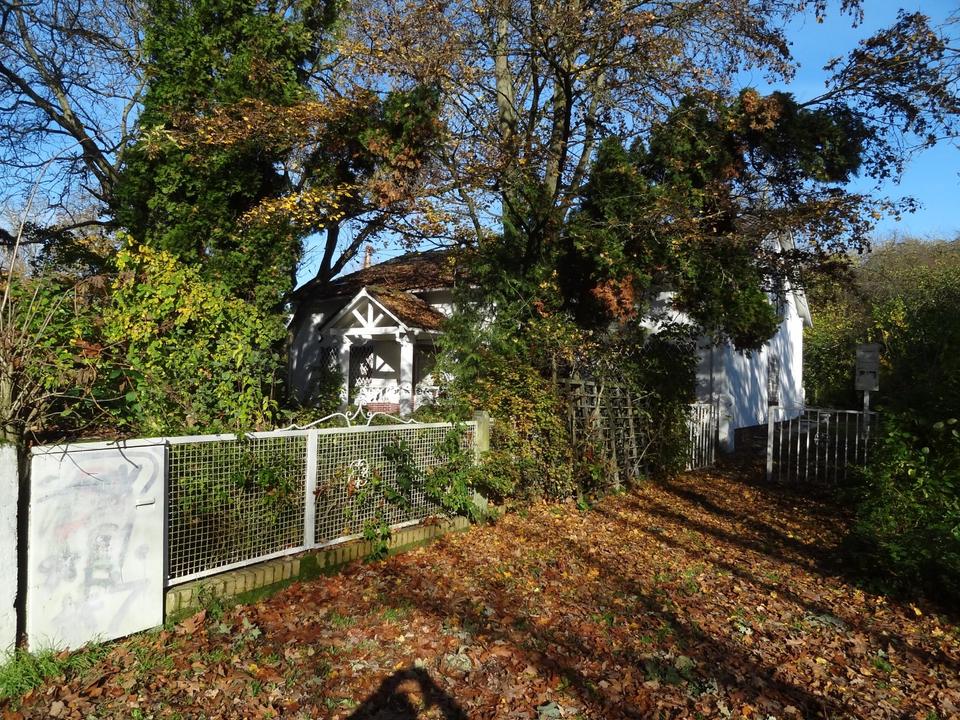 Thumbnail-Haus am Park Frankfurt-Sossenheim 2300qm Grundst 14Z 450 qm Nutzf