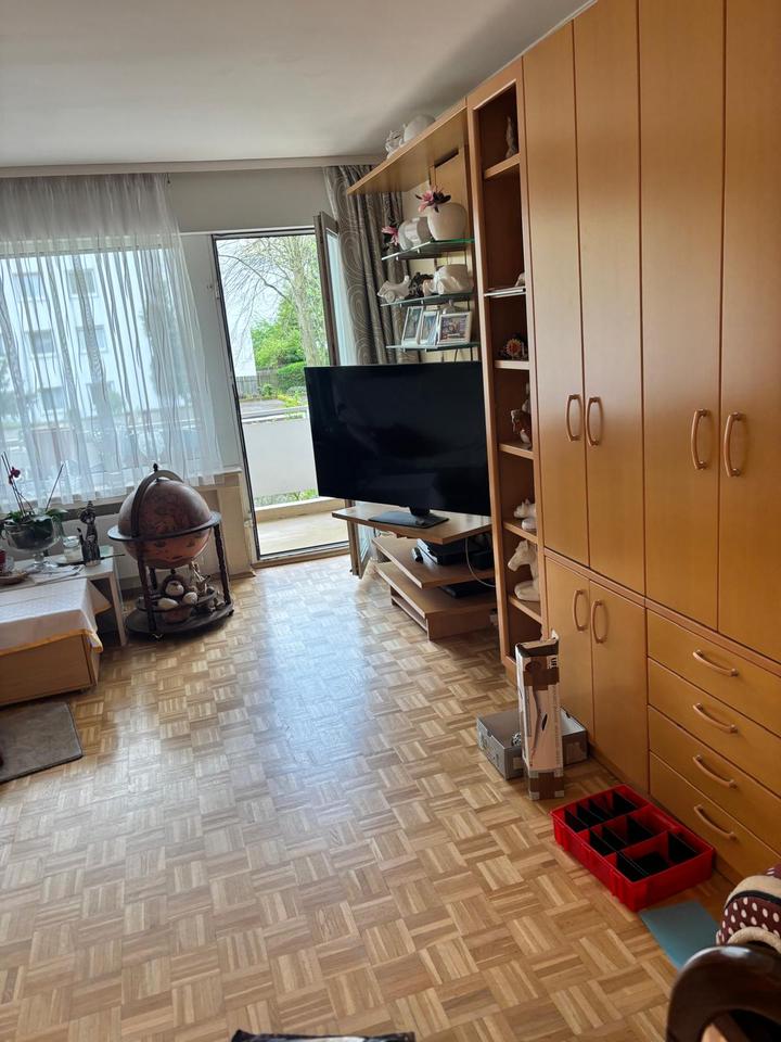 Thumbnail-schöne, WG geeignete 3 Zimmer Wohnung in Köln Weiden