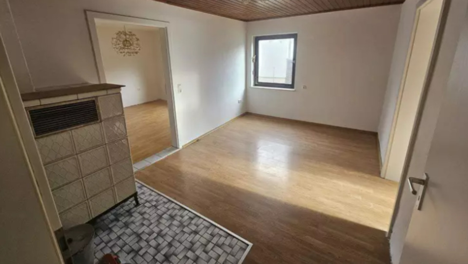 Thumbnail-Großes Einfamilienhaus mit 227m² ohne Maklerprovision