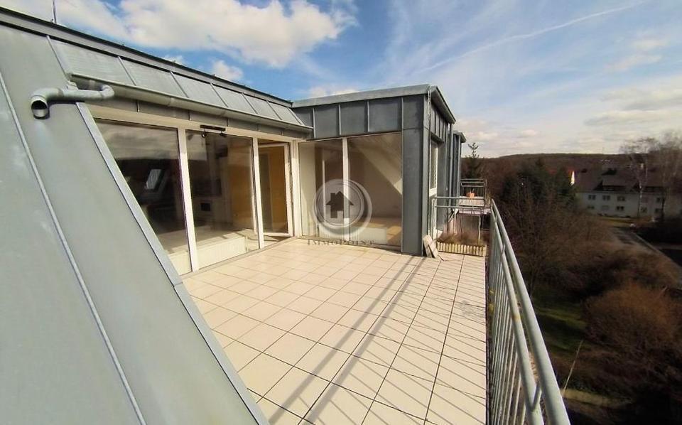 Thumbnail-!!! ImmoPoint !!! TOP Aussicht - Lichtdurchflutet mit großer SÜD-Dachterrasse und EBK (IP 2 MD 59 DGR)