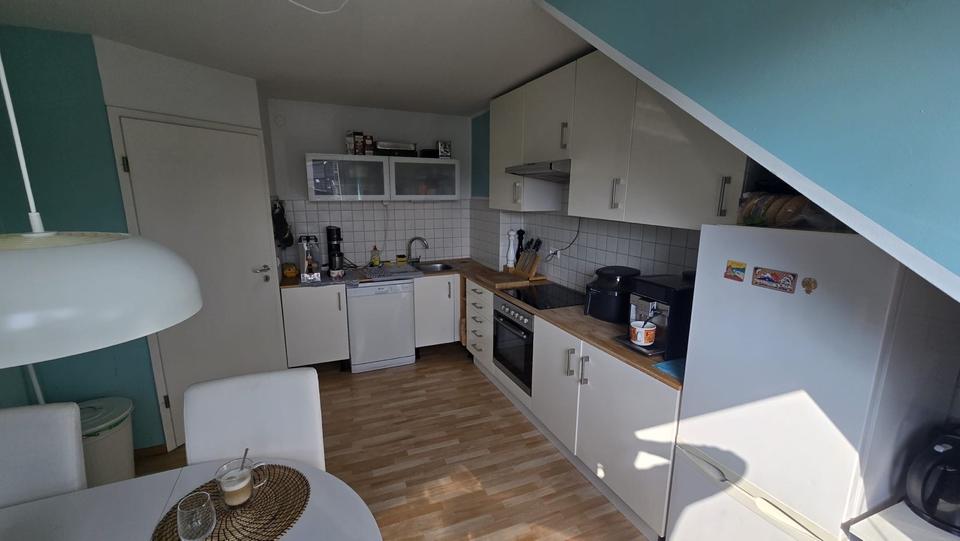 Thumbnail-2 Zimmer Dachgeschosswohnung in Düsseldorf- Unterbilk Flehe