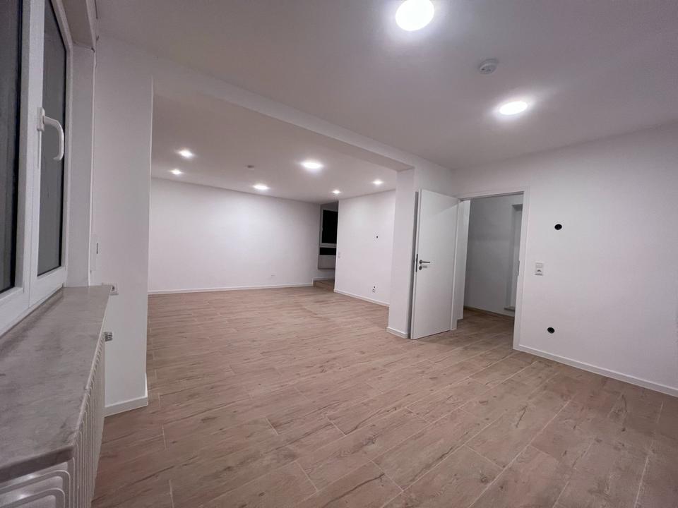 Thumbnail-Attraktive 4,5-Zimmer-Doppelhaushälfte frisch saniert in naturnah