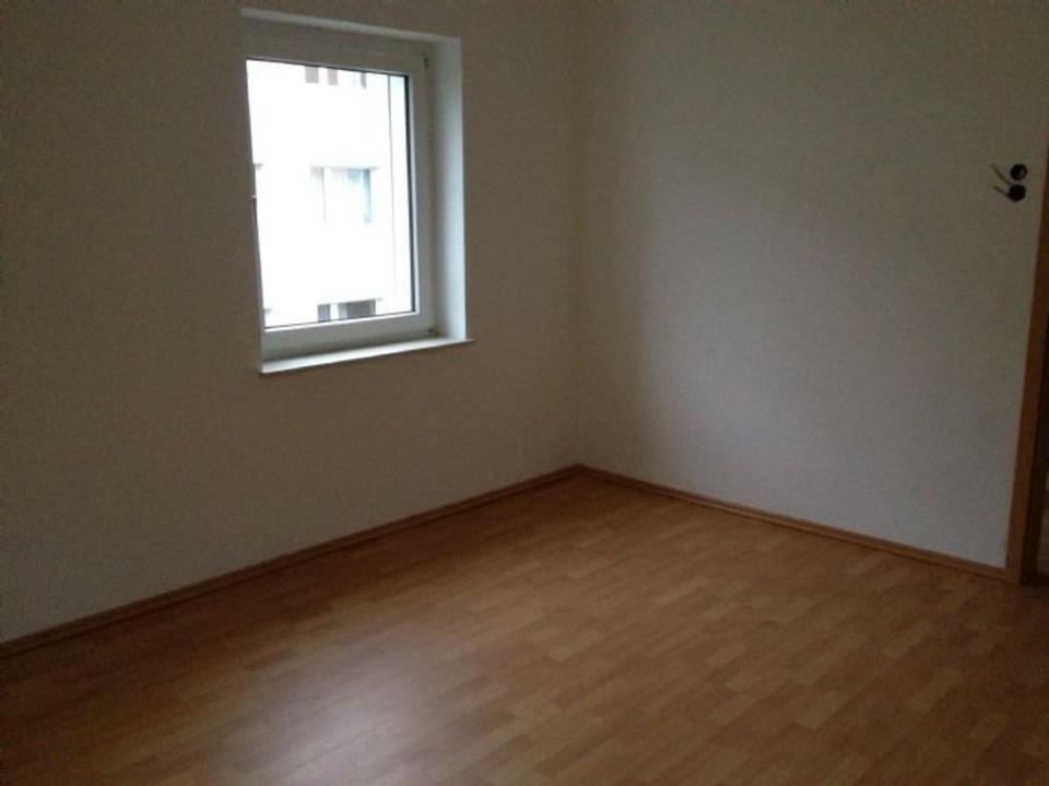 Thumbnail-Helle 2-Zimmer-Wohnung (52 m²) im Erdgeschoss – Haustiere erlaubt