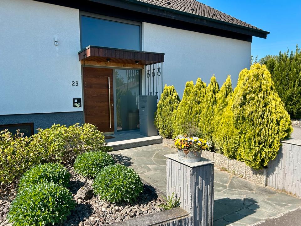 Thumbnail-Renovierte 3,5 Zi Wohnung mit EBK in top Lage