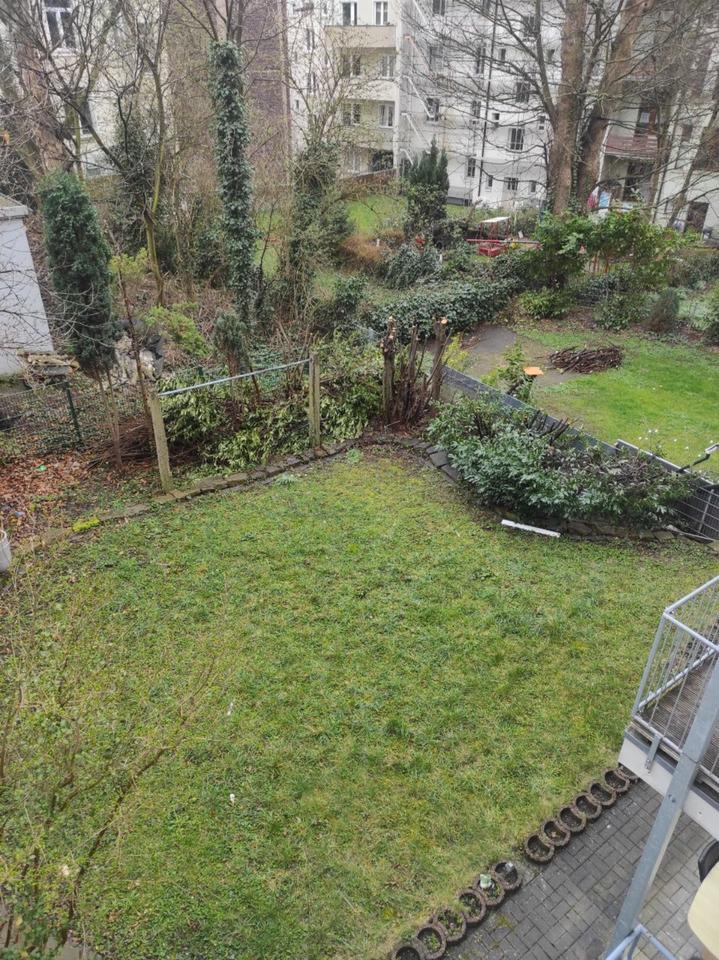 Thumbnail-2 Zimmerwohnung mir großer Wohnküche und Balkon, 4. OG