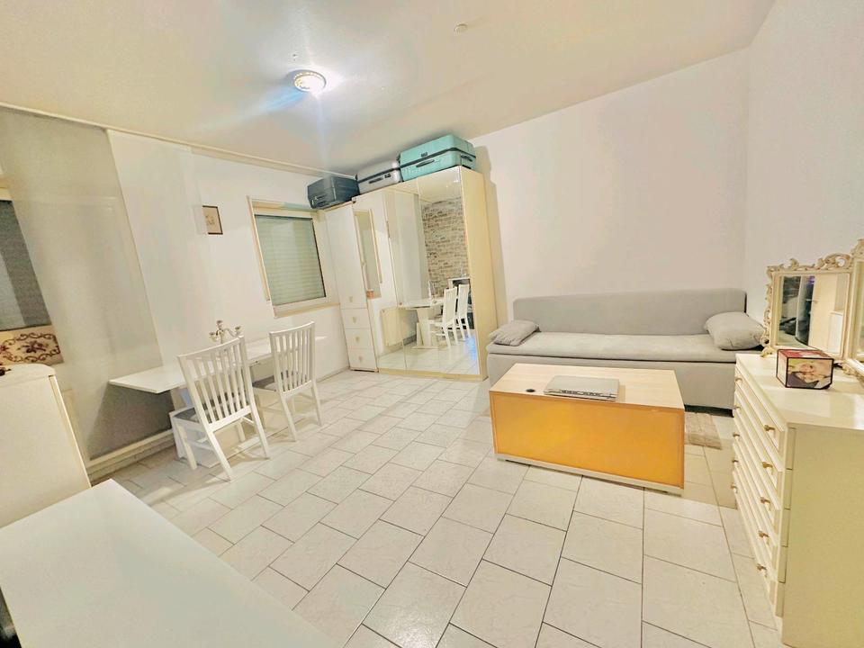 Thumbnail-Vollmöblierte 1-Zimmer-Wohnung zur Zwischenmiete — Erlangen