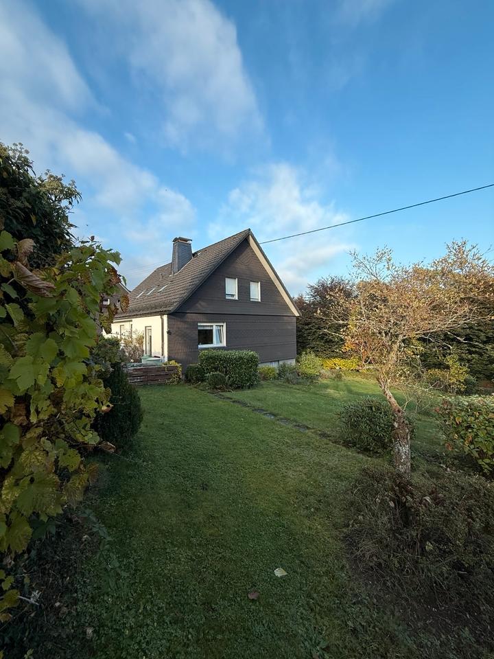 Thumbnail-1-2-Familien-Haus in Kirchhundem Heinsberg