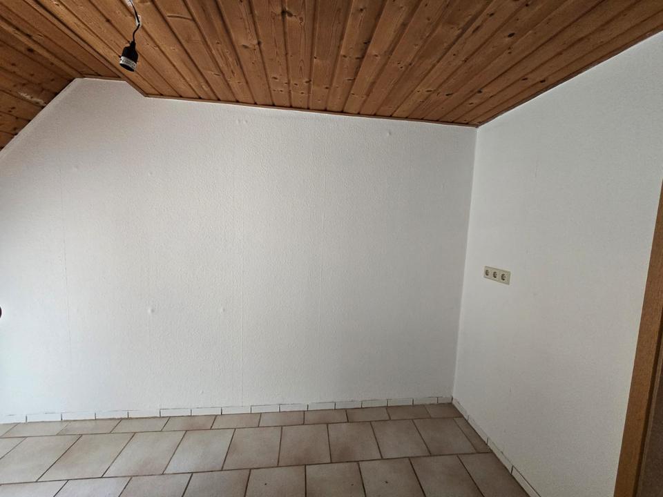 Thumbnail-Helle 2,5-Zimmer Dachgeschosswohnung in Weißenfels