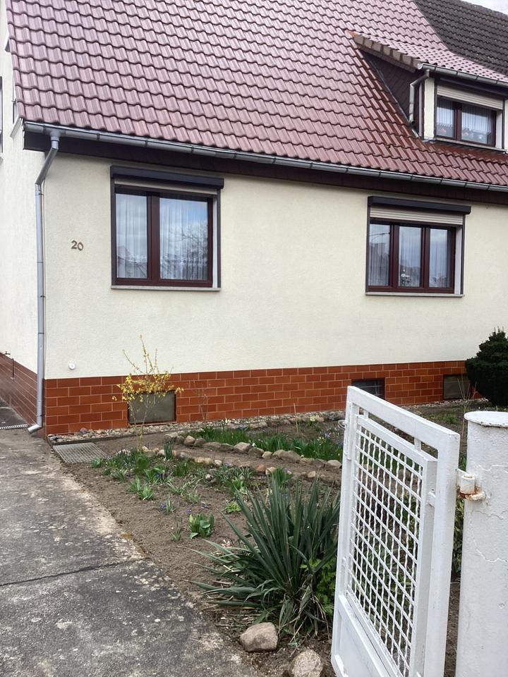 Thumbnail-Reihenhaus in Rathenow Nordsiedlung zu verkaufen