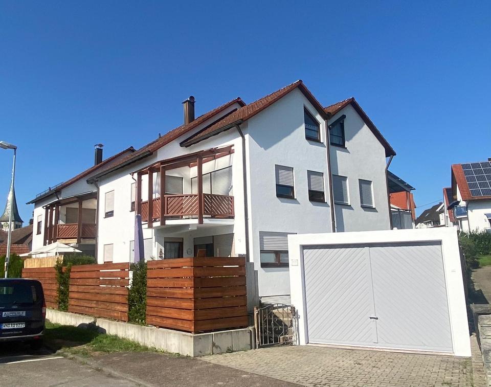 Thumbnail-Großzügiges Reiheneckhaus mit Garten und Garagen