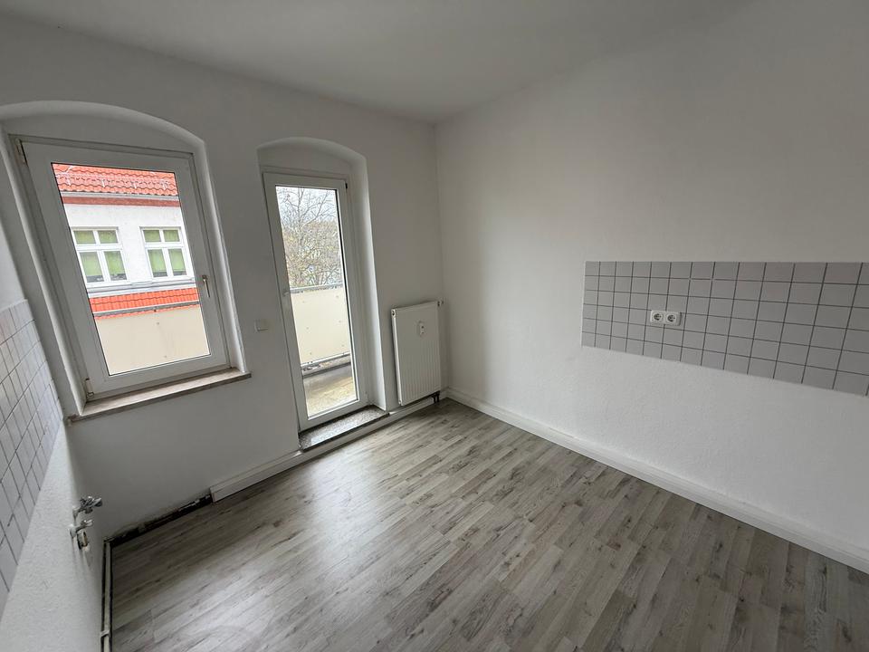 Thumbnail-NEU! Helle Familienwohnung mit 3 Zimmern und Balkon