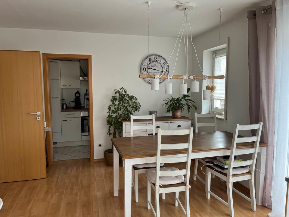 Thumbnail-Helle 3-Zimmer-Wohnung im 1. OG mit 2 Balkonen am Ortsrand