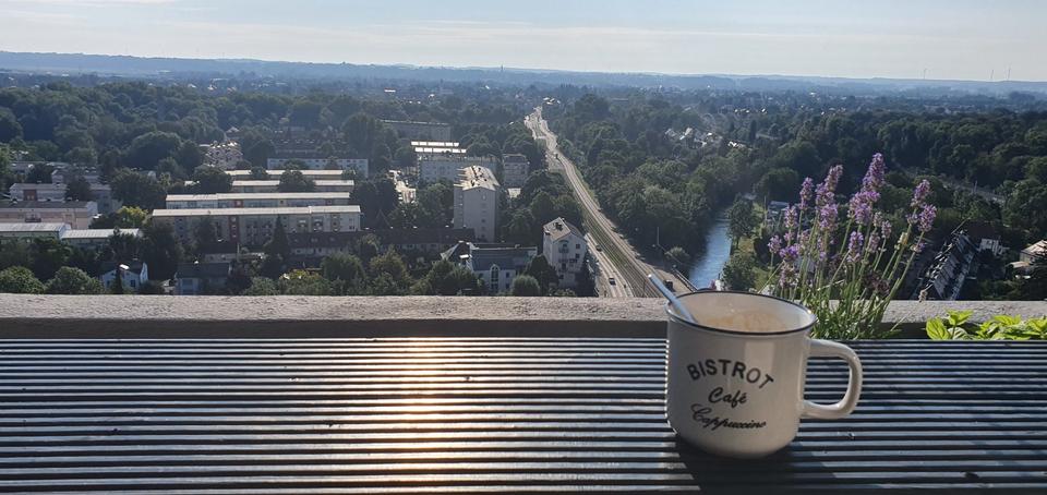 Thumbnail-2-Zimmer-Wohnung Penthouse-Flair Traum Aussicht ohne Makler