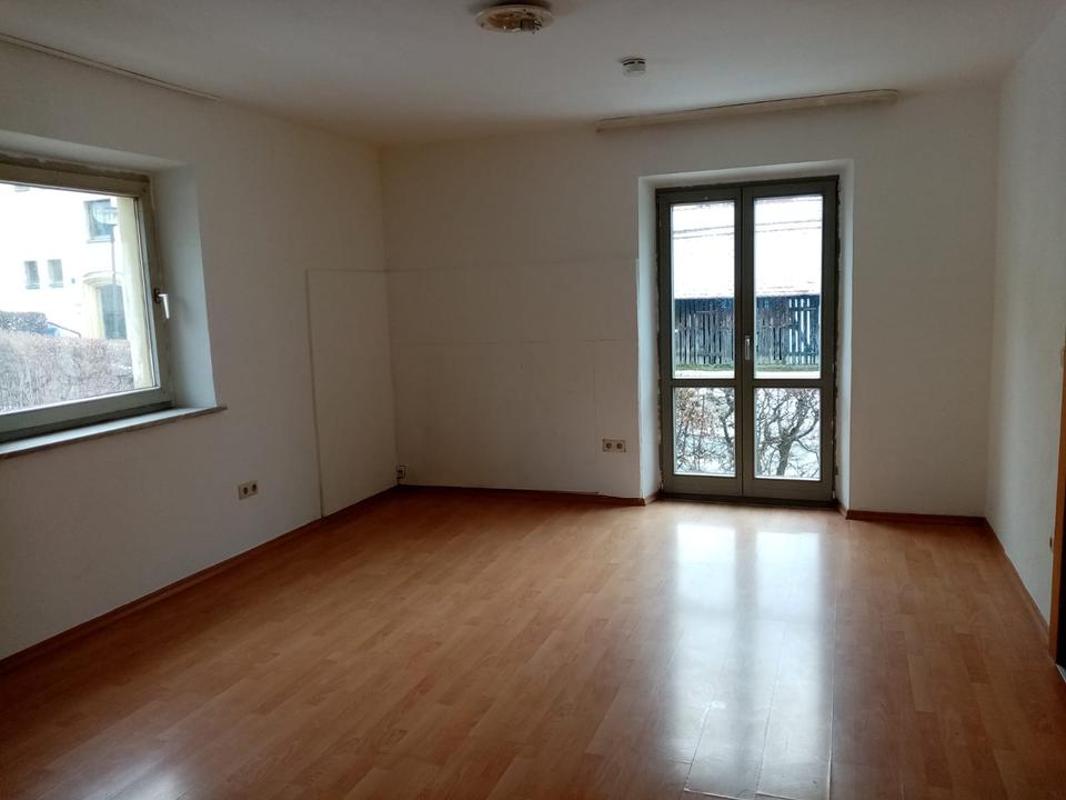 Thumbnail-Erdgeschoss-Wohnung in Ruhmannsfelden ab Juli zu vermieten!
