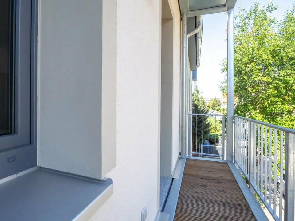 Thumbnail-Helle 2-Zi.-Wohnung im modernisierten Altbau mit Balkon