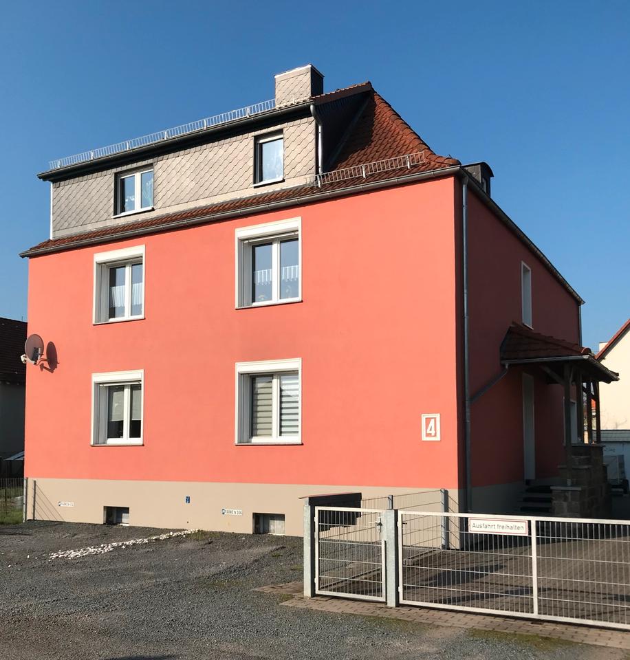 Thumbnail-Mehrfamilienhaus, 3 Wohneinheiten, 2 Garagen