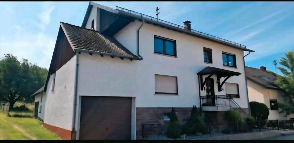 Thumbnail-2-Familien-Haus in Mückenloch, provisionsfrei abzugeben