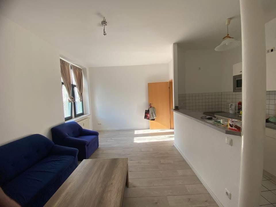 Thumbnail-Teil-möblierte Wohnung in zentraler Top-Lage zu vermieten