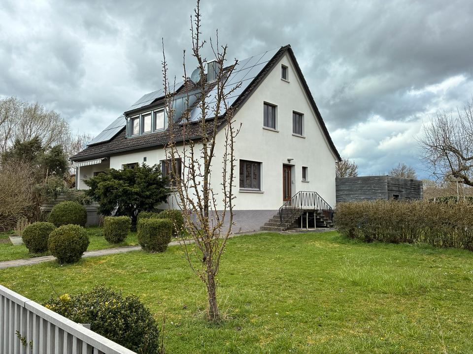 Thumbnail-Ein Zwei Familien Haus