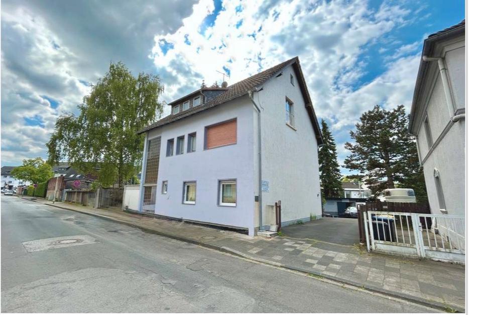 Thumbnail-3-Zimmer-WG im Dachgeschoss mit Balkon (2. OG) 74 m² in Solingen