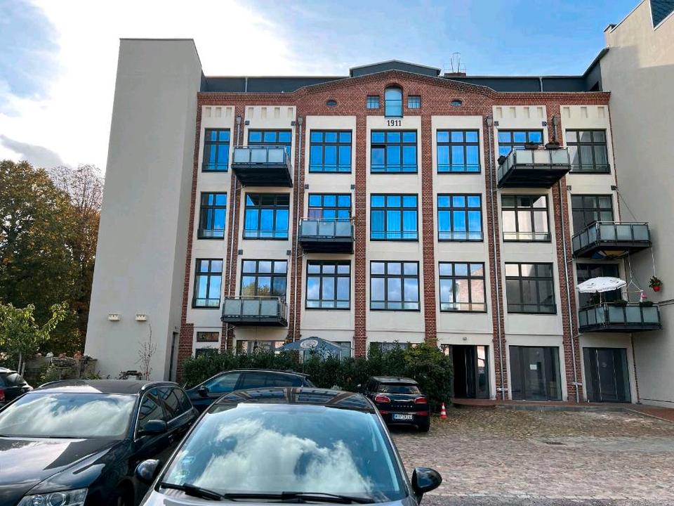 Thumbnail-Mietwohnung 3Zi 138m² 1.794€ warm Steinstr. 46