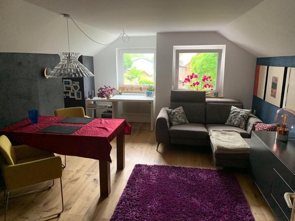 Thumbnail-Helle Wohnung im DG, 1,5-Zimmer mit Schlafnische