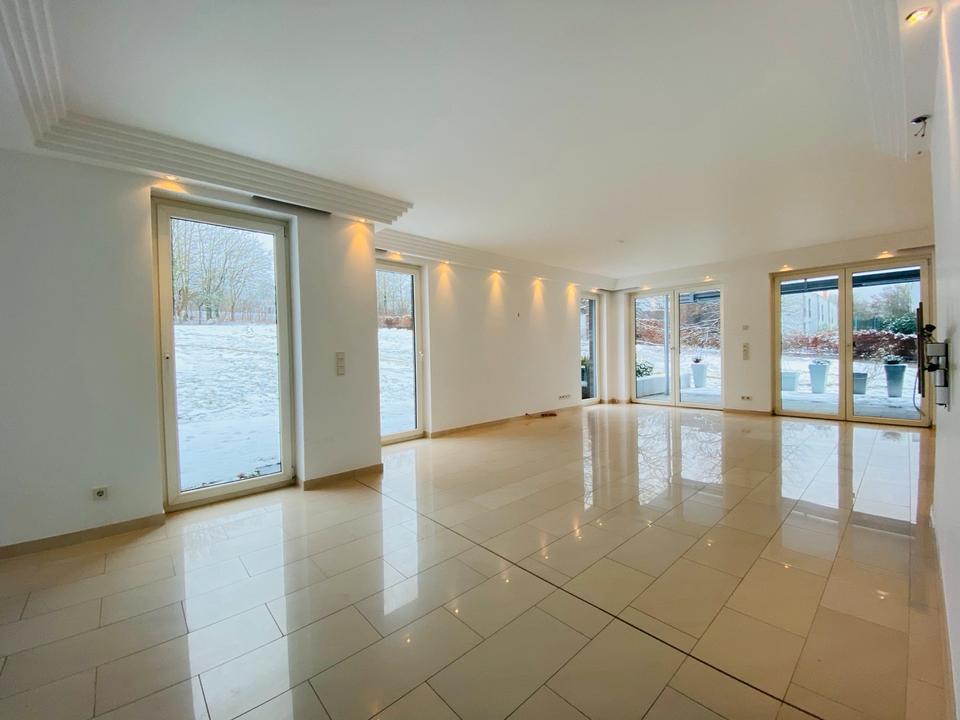 Thumbnail-Exklusive 3,5-Zimmer-Wohnung mit Terrasse und Blick ins Grüne