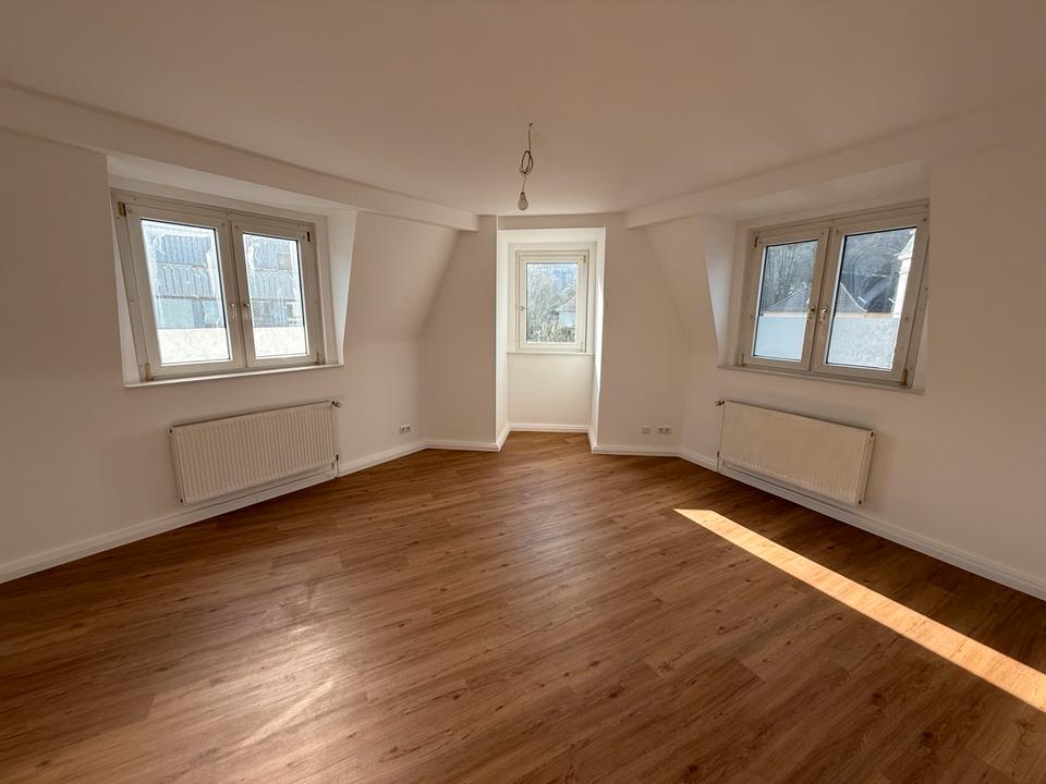 Thumbnail-Kernsanierte 2-Zimmer Wohnung in Wuppertal Unterbarmen