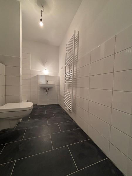 Thumbnail-Familienwohnung: 4-Zimmer Wohnung mit brandneuem Badezimmer (WBS)