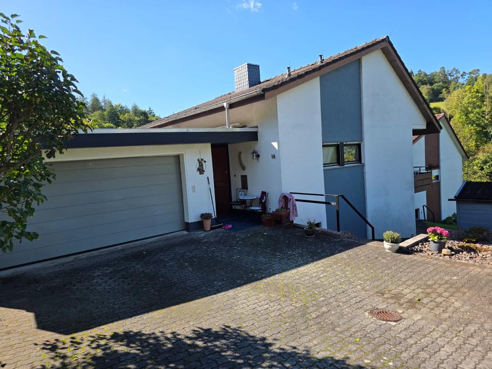 Thumbnail-Doppelhaushälfte mit großem Grundstück