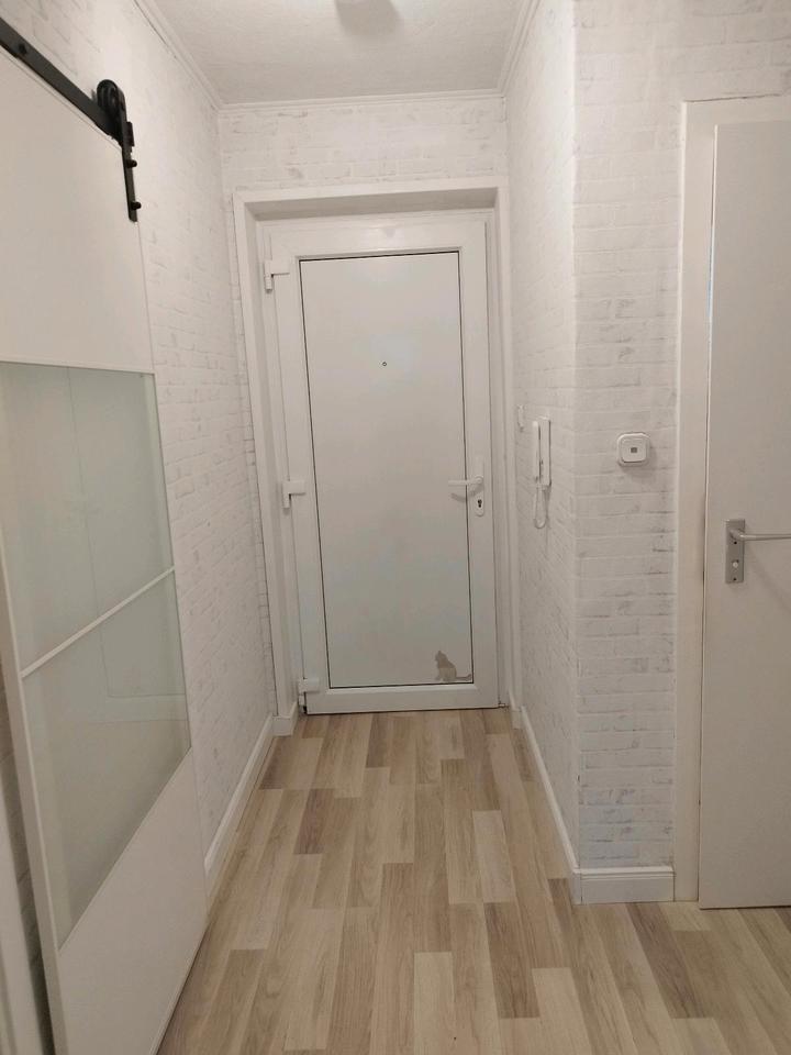 Thumbnail-Moderne 3-Zimmer Wohnung mit Aufzug – zentral in Detmold